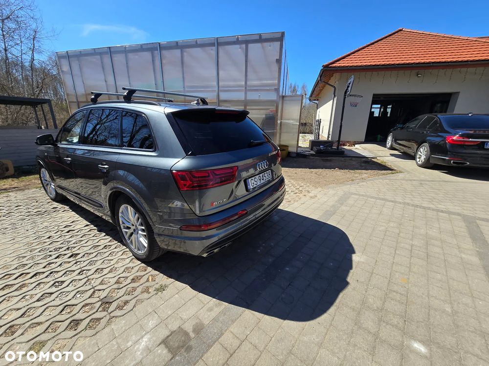 Audi SQ7 - 13