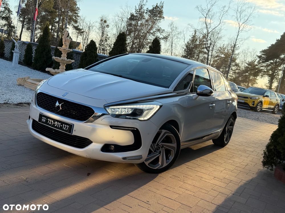 DS Automobiles DS 5 - 6