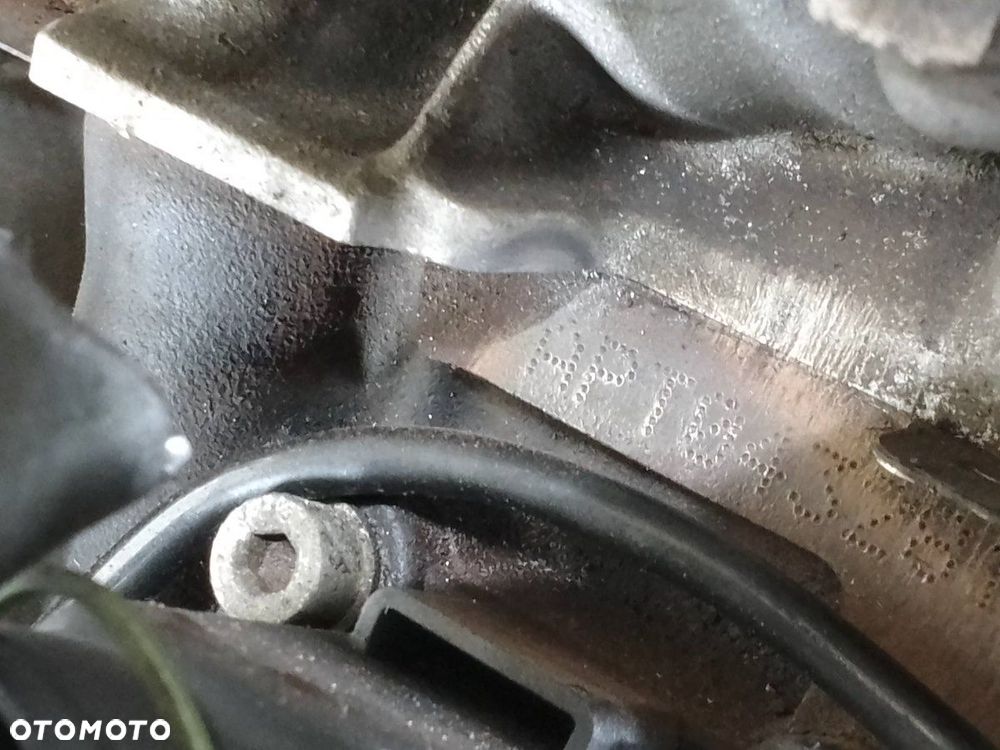 SILNIK VW PASSAT B5 APT 1.8 20V - 8