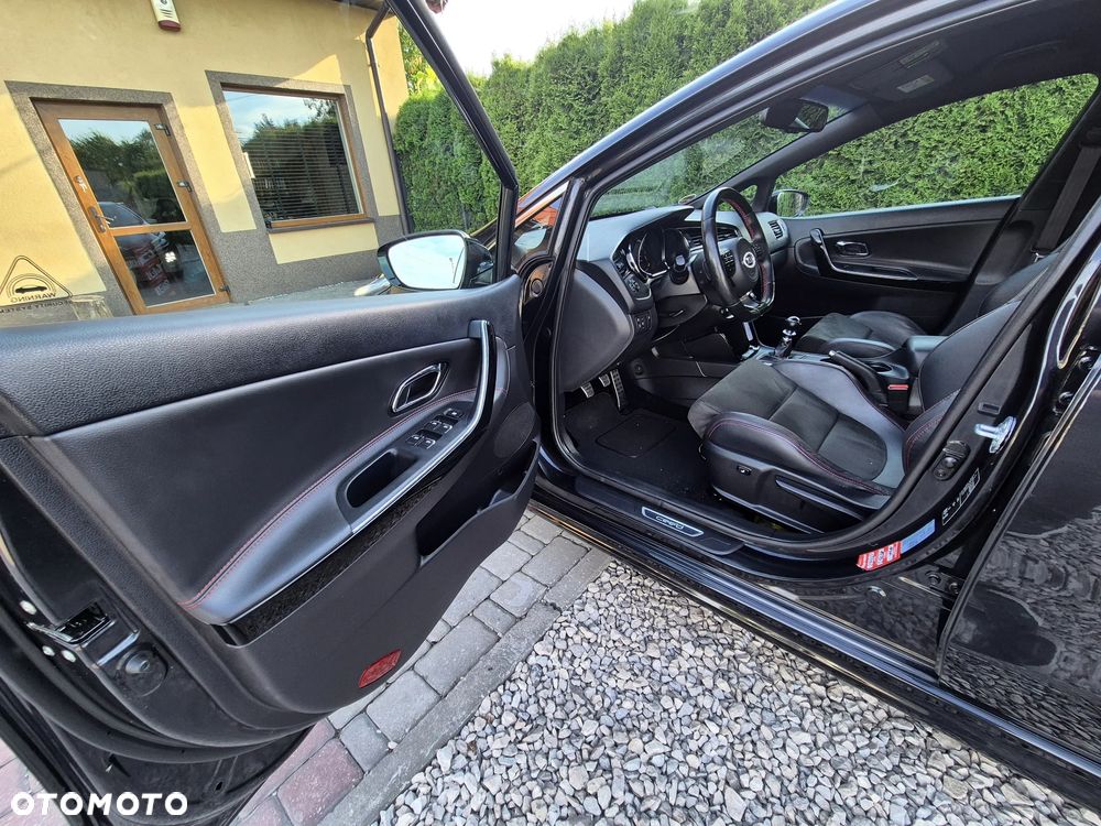 Kia Ceed 1.6 T-GDI GT-Challenge - 17