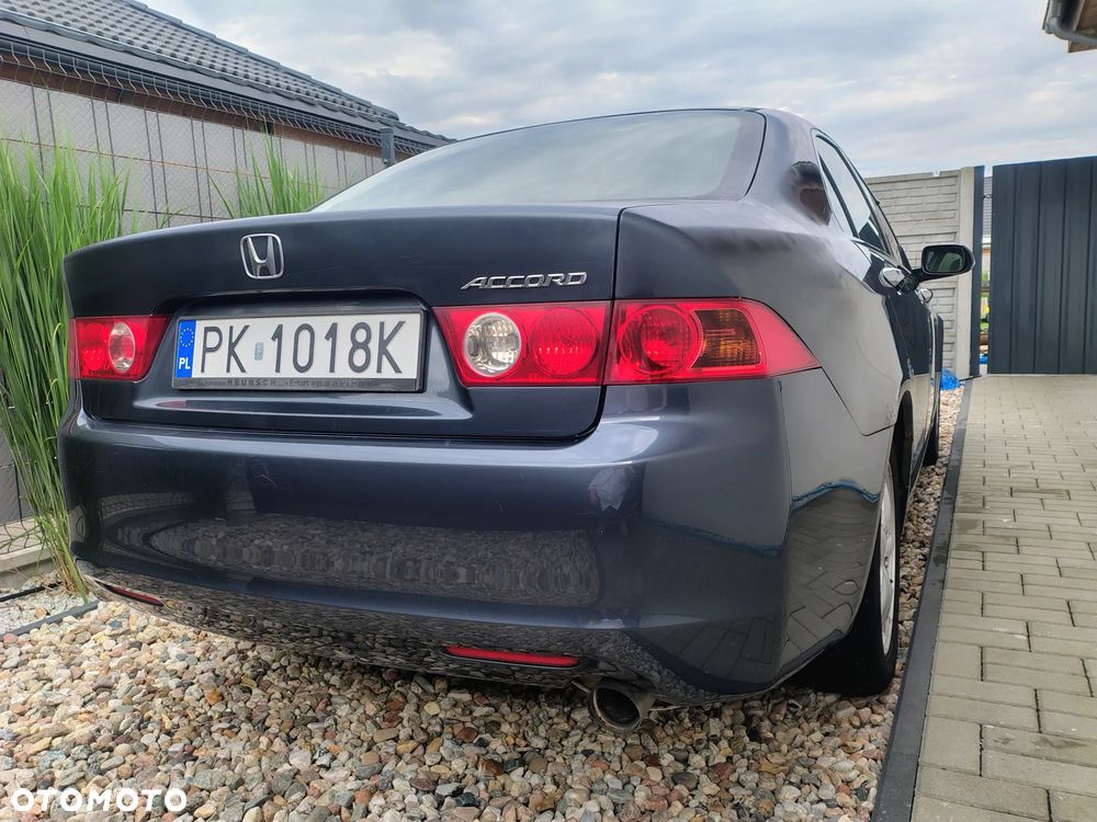 Honda Accord 2.0 i Sport - 17