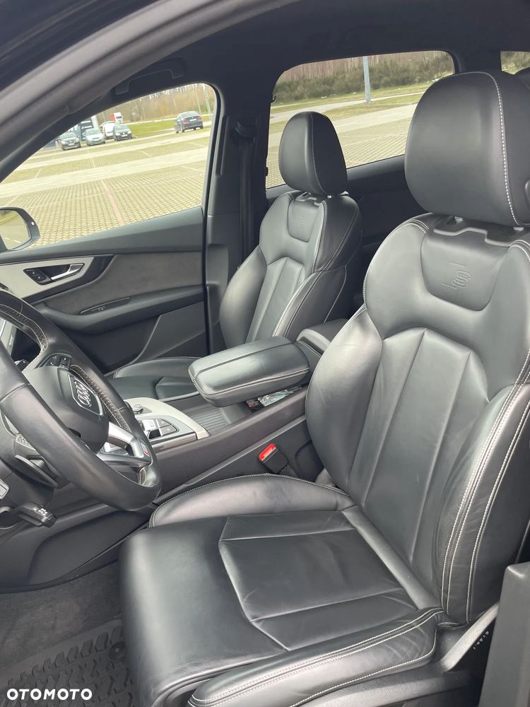 Audi SQ7 - 21