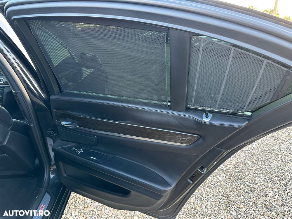 BMW Seria 7 740d xDrive Aut. - 14