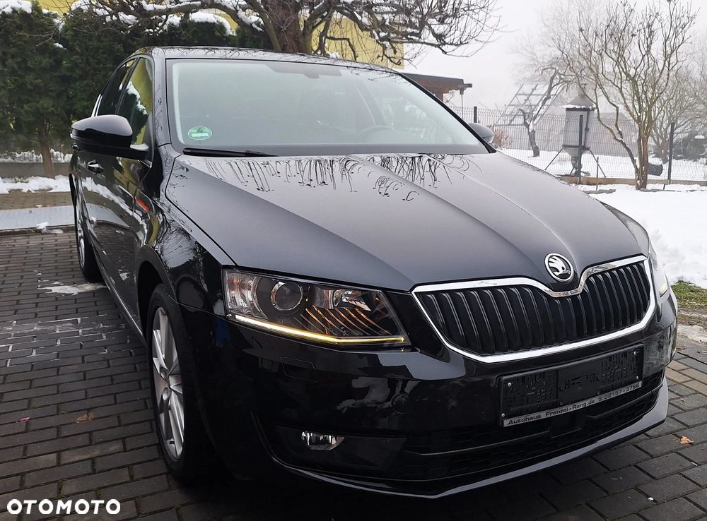 Skoda Octavia 2.0 TDI Sport Edition - 4