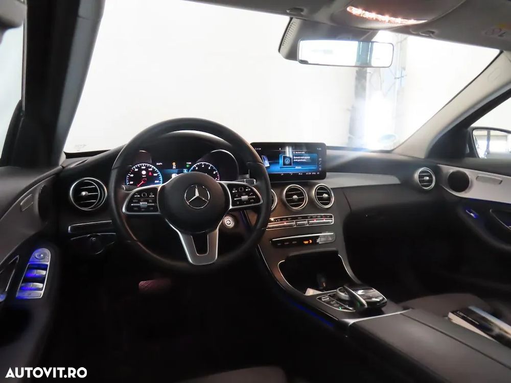 Mercedes-Benz C - 3