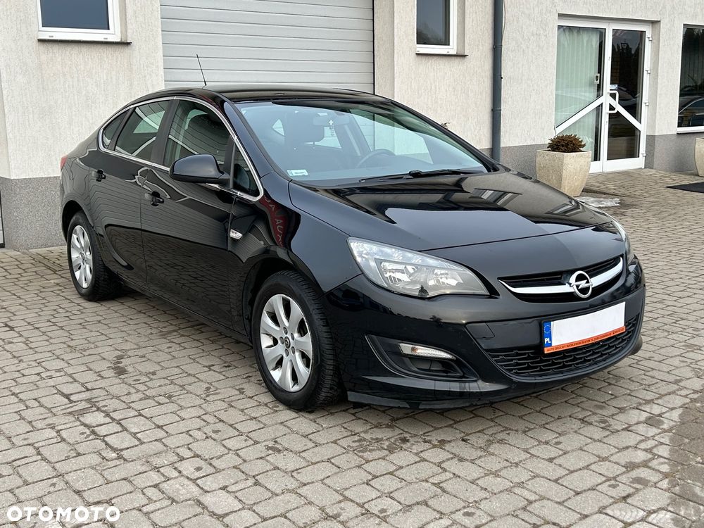 Opel Astra 1.4 T Business - 2