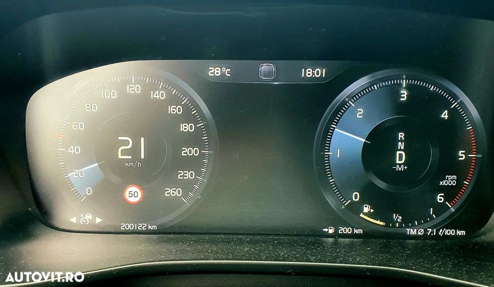 Volvo XC 40 D3 Geartronic Momentum - 25
