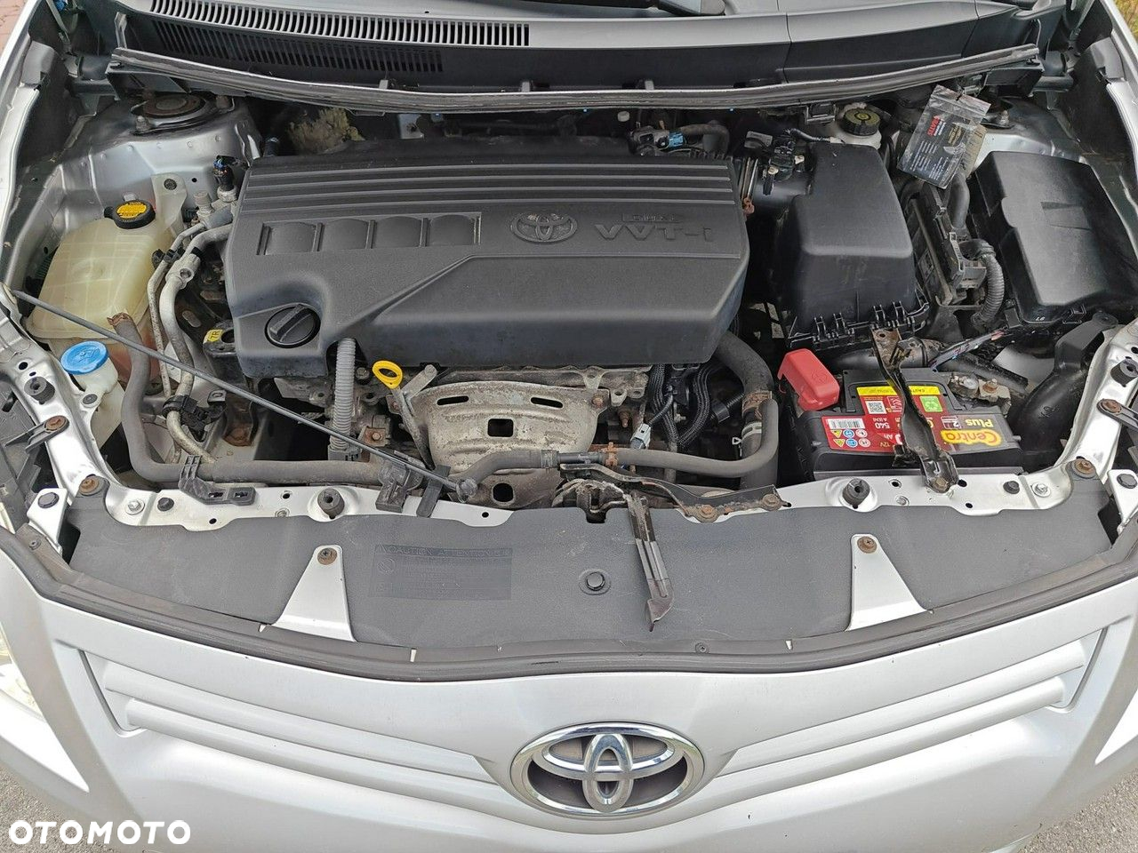Toyota Auris - 16