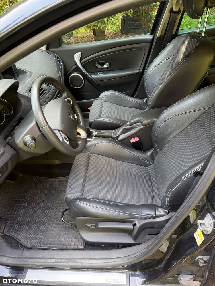 Renault Megane - 5