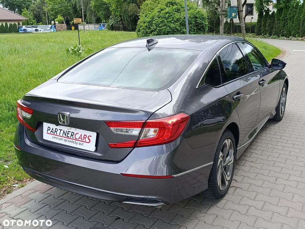 Honda Accord - 4