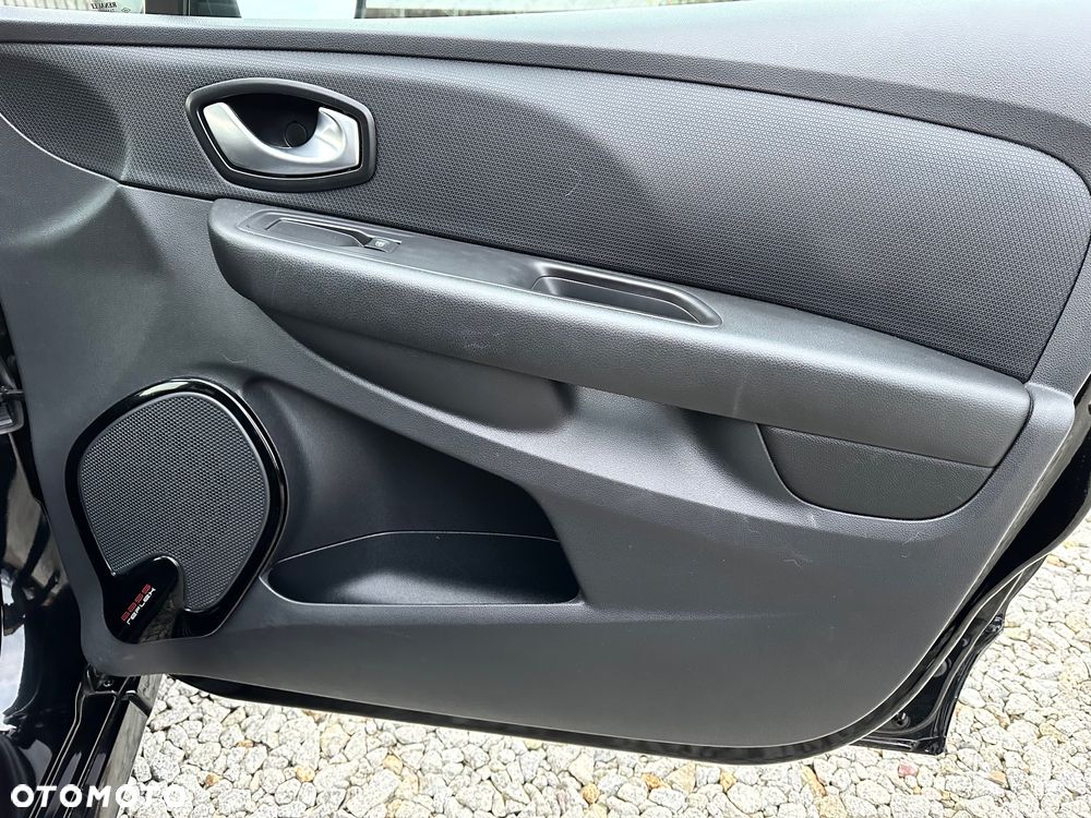 Renault Clio (Energy) dCi 90 Bose Edition - 19