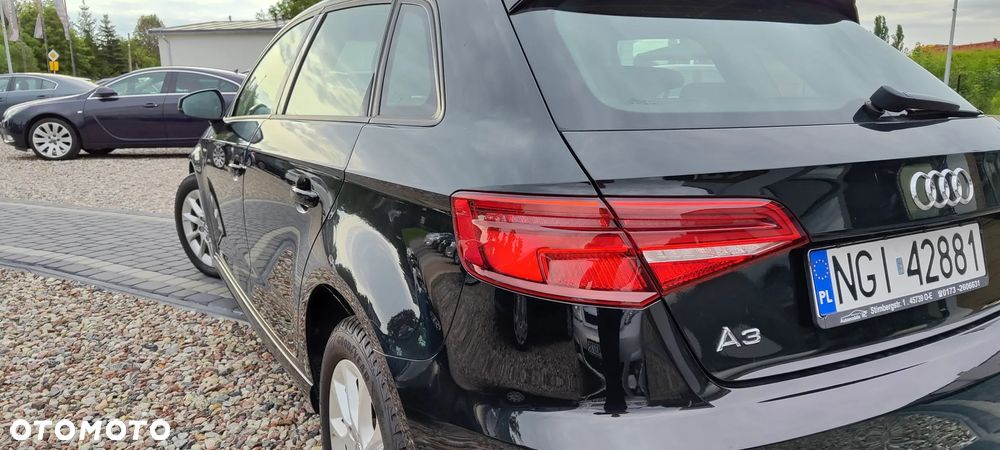 Audi A3 Sportback - 8