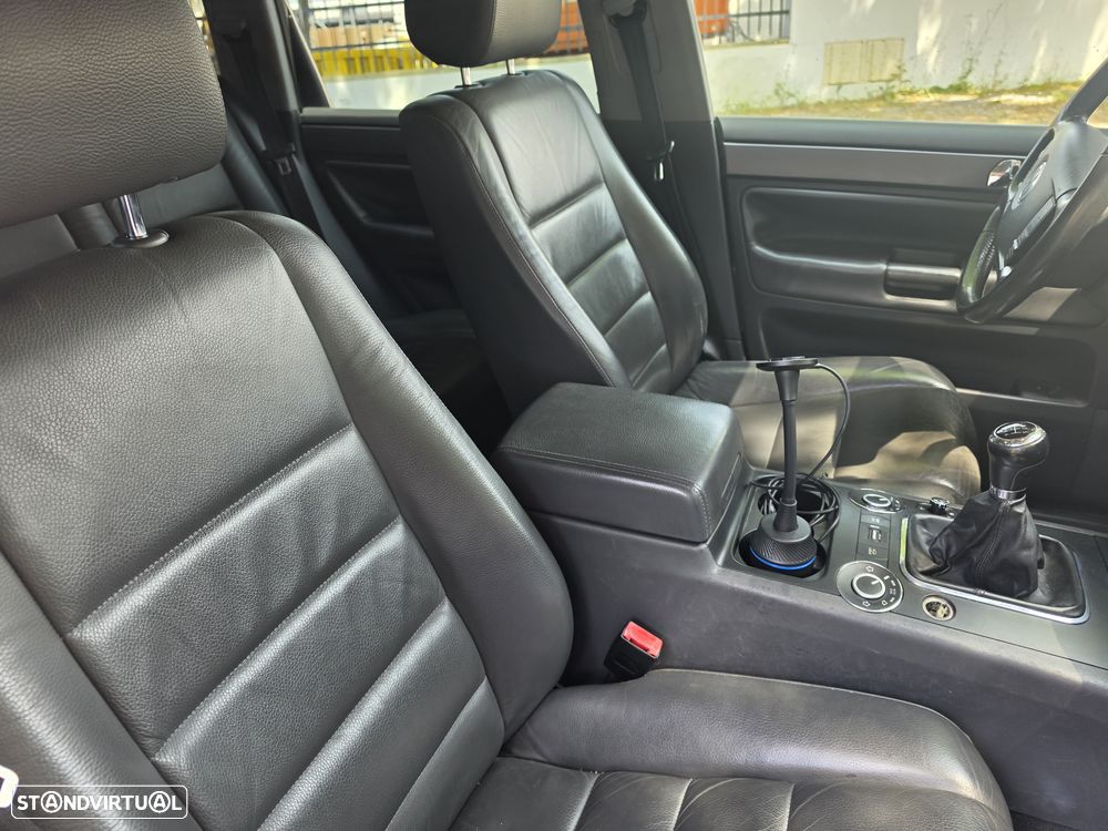 VW Touareg 3.0 TDI V6 - 15
