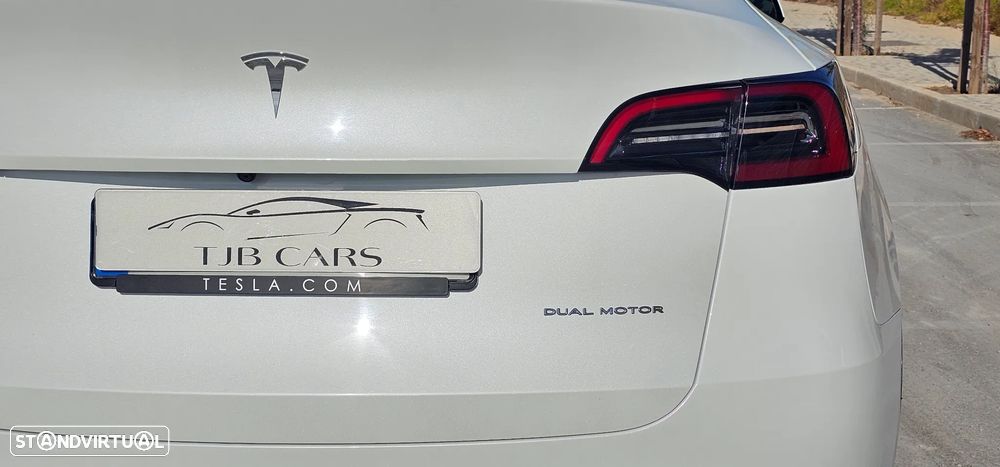 Tesla Model Y Long Range Tração Integral - 26