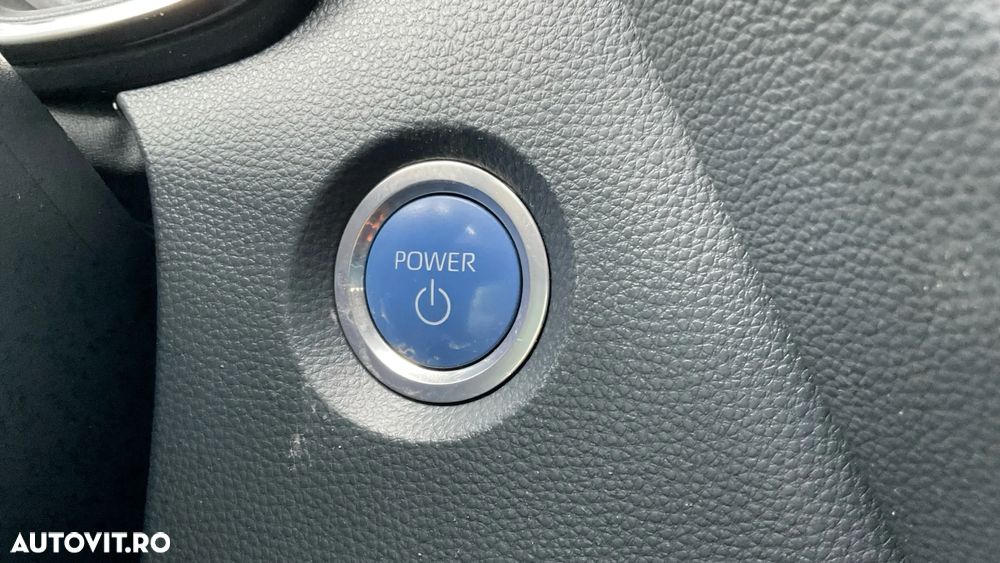 Toyota Corolla 1.8 HSD Dynamic - 26