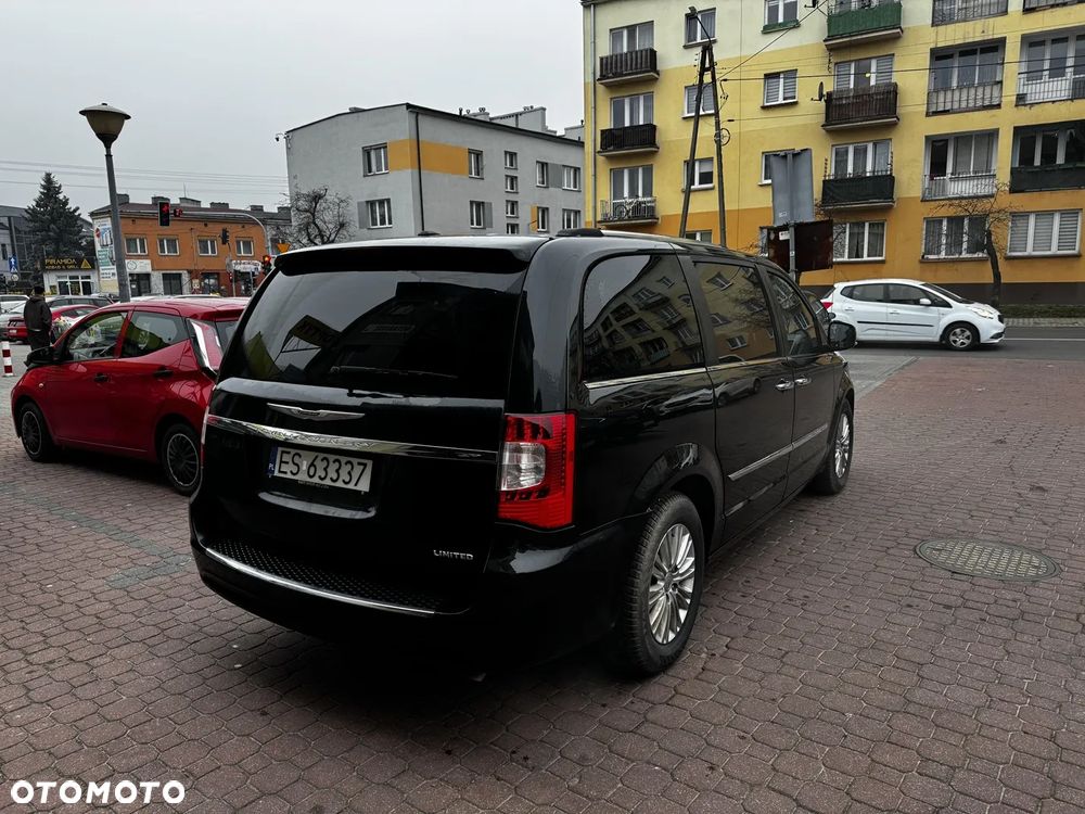 Chrysler Town & Country 3.6 Limited - 4