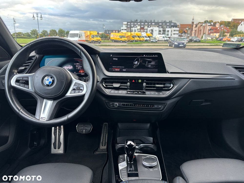 BMW Seria 1 118i M Sport - 8