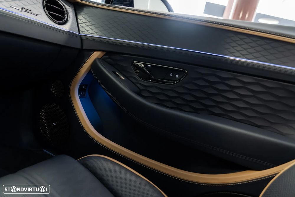 Bentley Continental Cabrio GTC 4.0 Hybrid Speed - 32