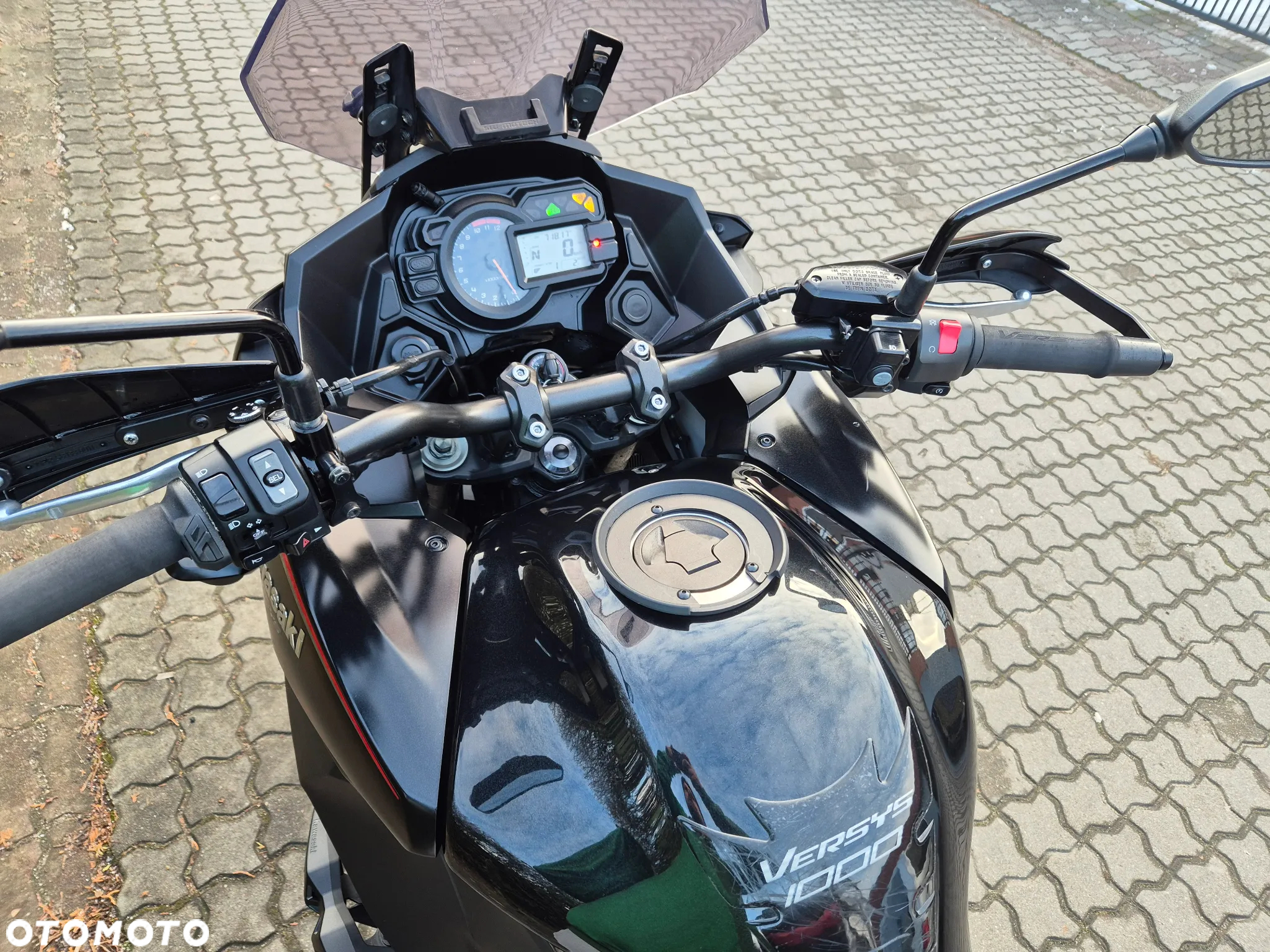 Kawasaki Versys 1000 - 21
