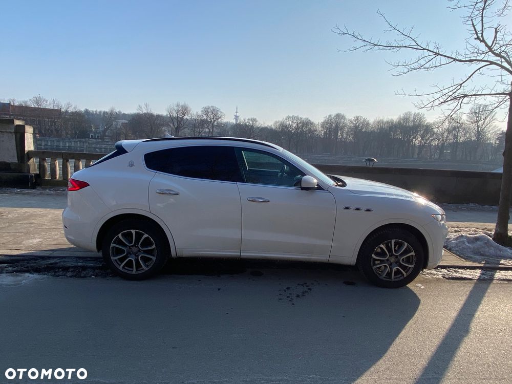 Maserati Levante S Q4 - 7