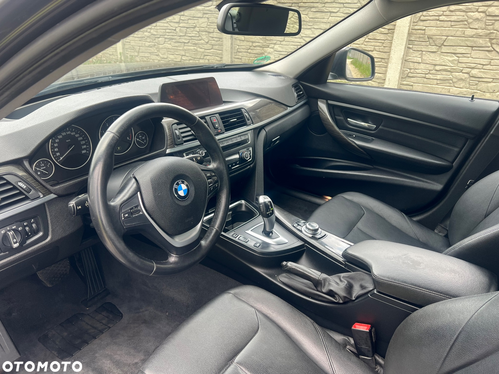BMW Seria 3 318d Touring - 7
