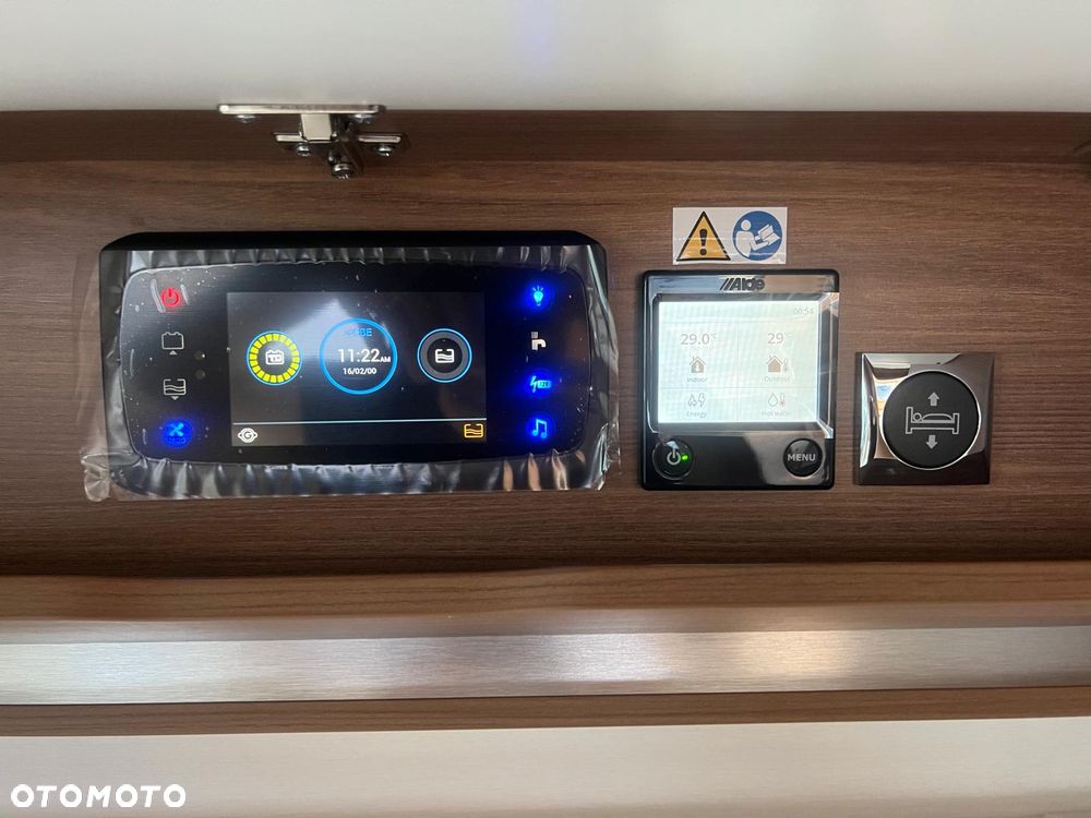 Rapido i166M DISTINCTION - aktywny tempomat DISTRONIC, ALDE, skórzana tapicerka - 20