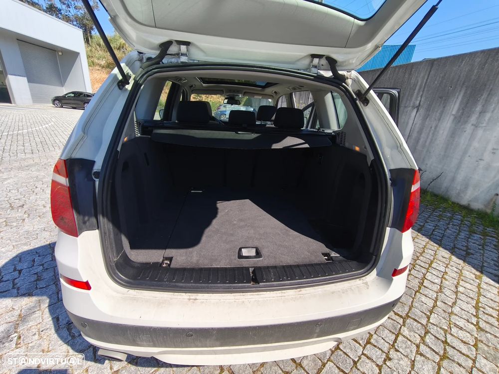 BMW X3 xDrive20d - 14