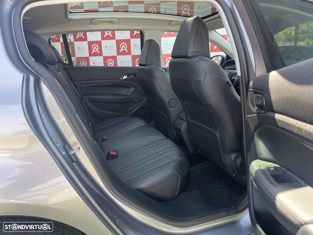 Peugeot 308 125 THP Allure - 21