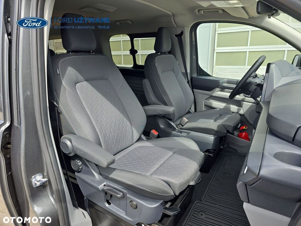 Ford Tourneo Custom - 7