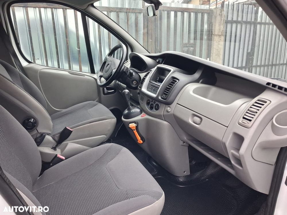 Opel Vivaro - 7