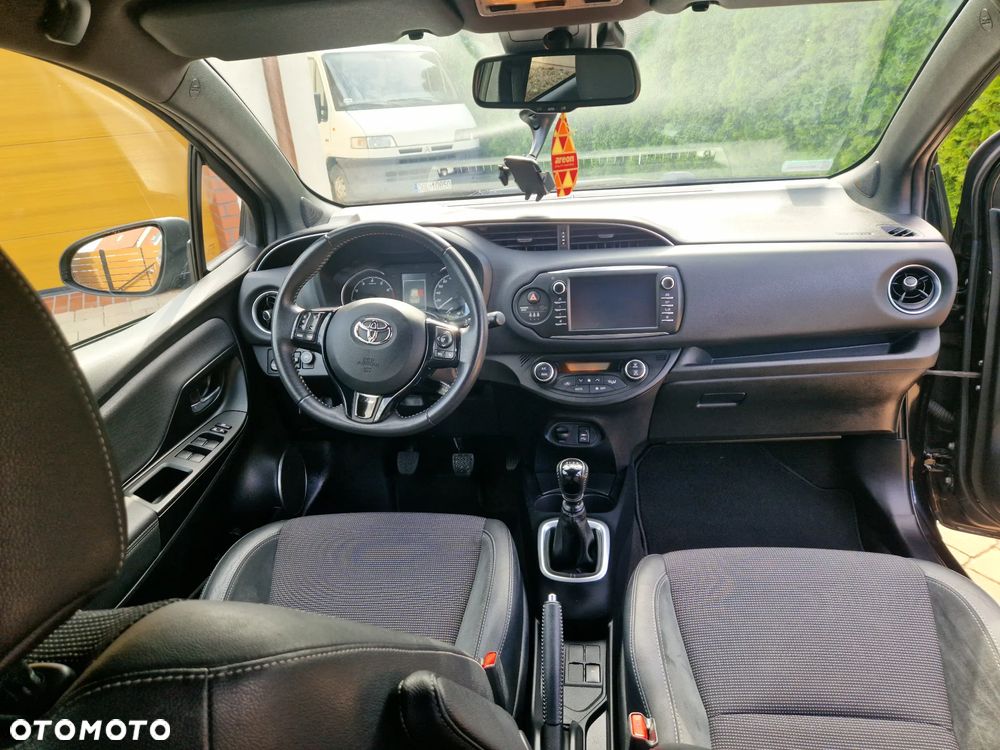 Toyota Yaris 1.5 Dynamic - 5