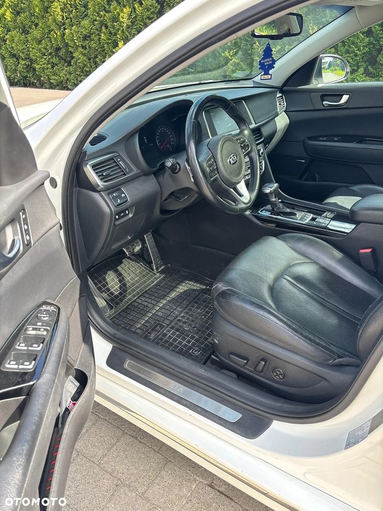 Kia Optima 1.7 CRDI XL DCT - 8