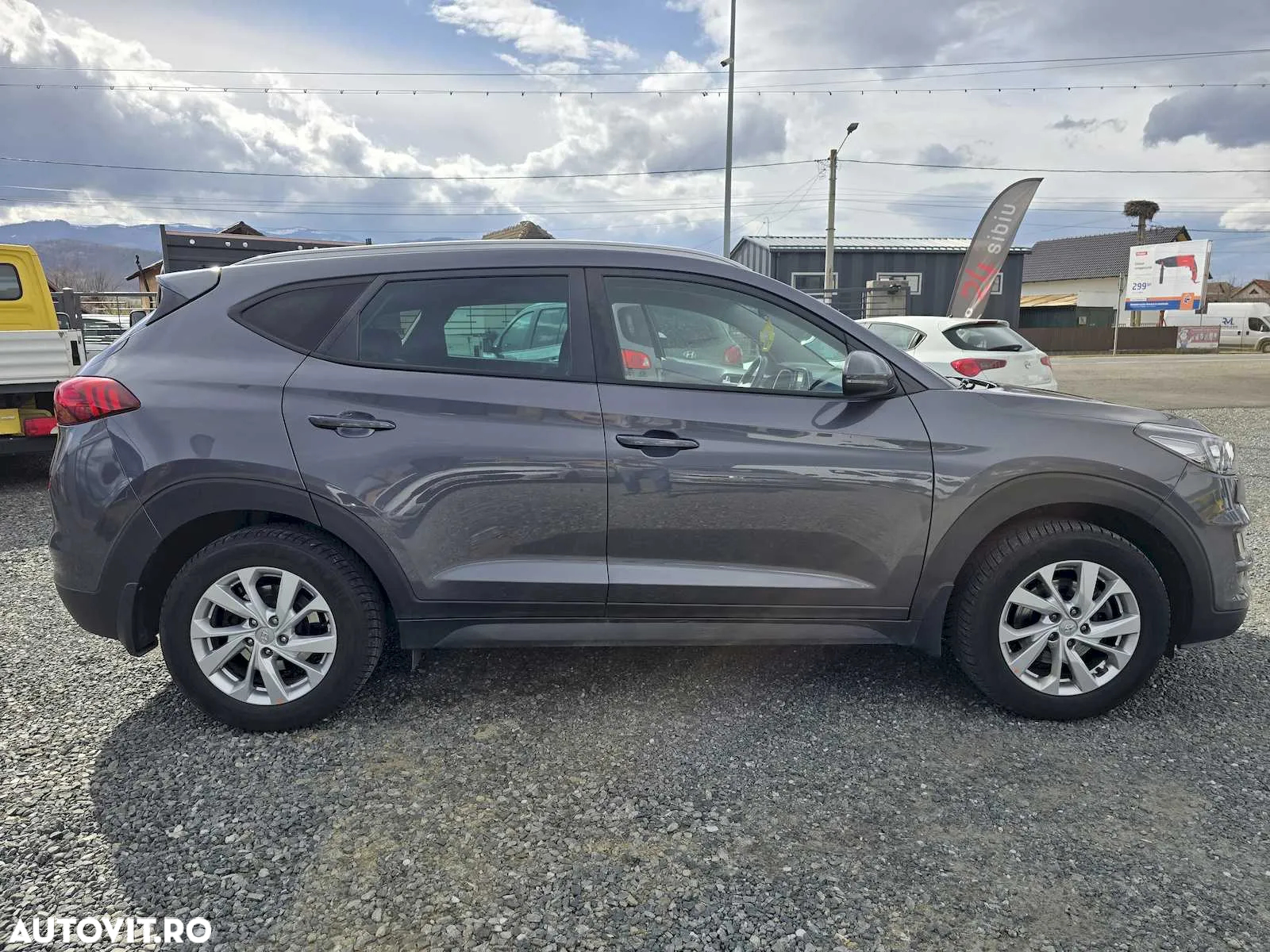 Hyundai Tucson 1.6 T-GDi 4WD 7DCT Premium - 10