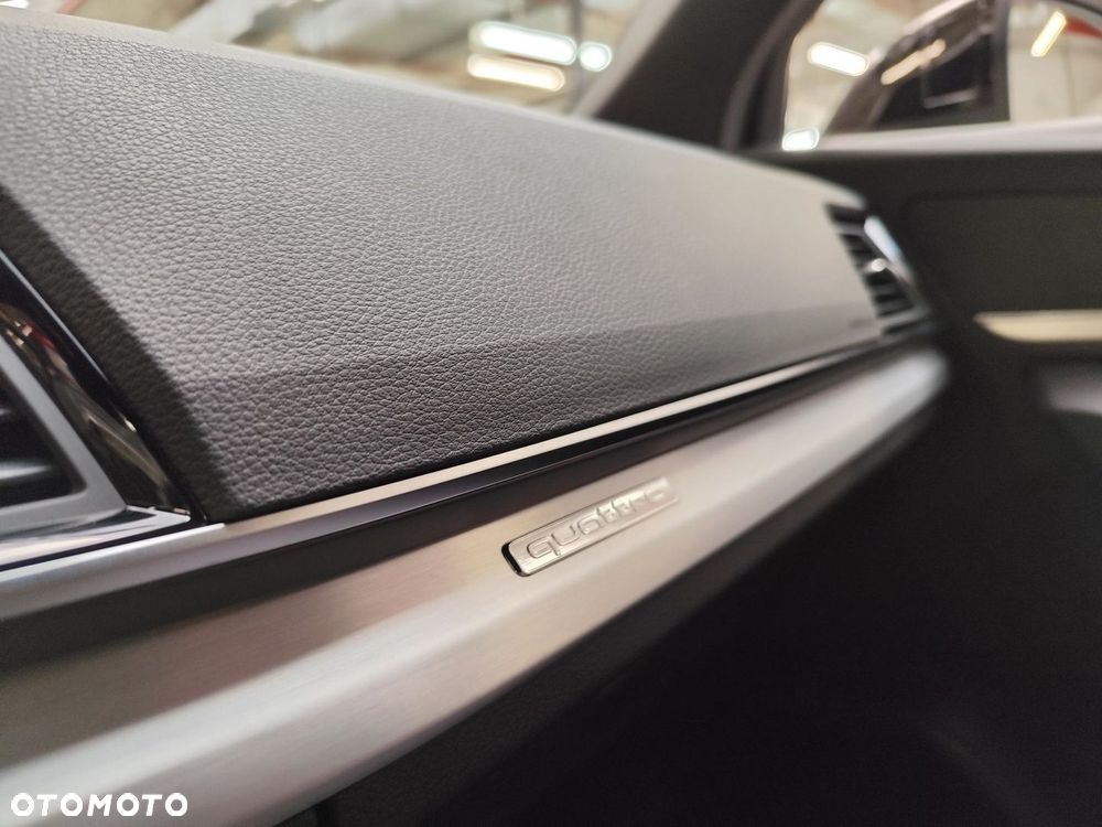 Audi Q5 Sportback - 26