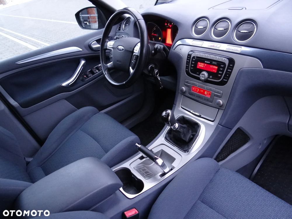 Ford S-Max 2.0 TDCi Titanium - 36