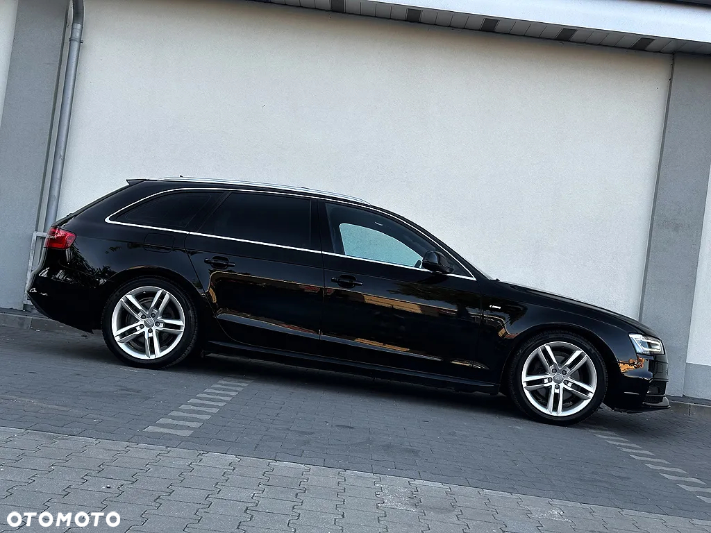 Audi A4 Avant 2.0 TDI DPF clean diesel quattro S line Sportpaket - 32
