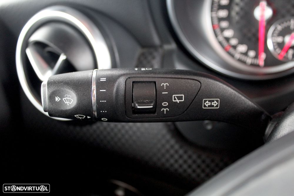 Mercedes-Benz A 180 d Urban - 20