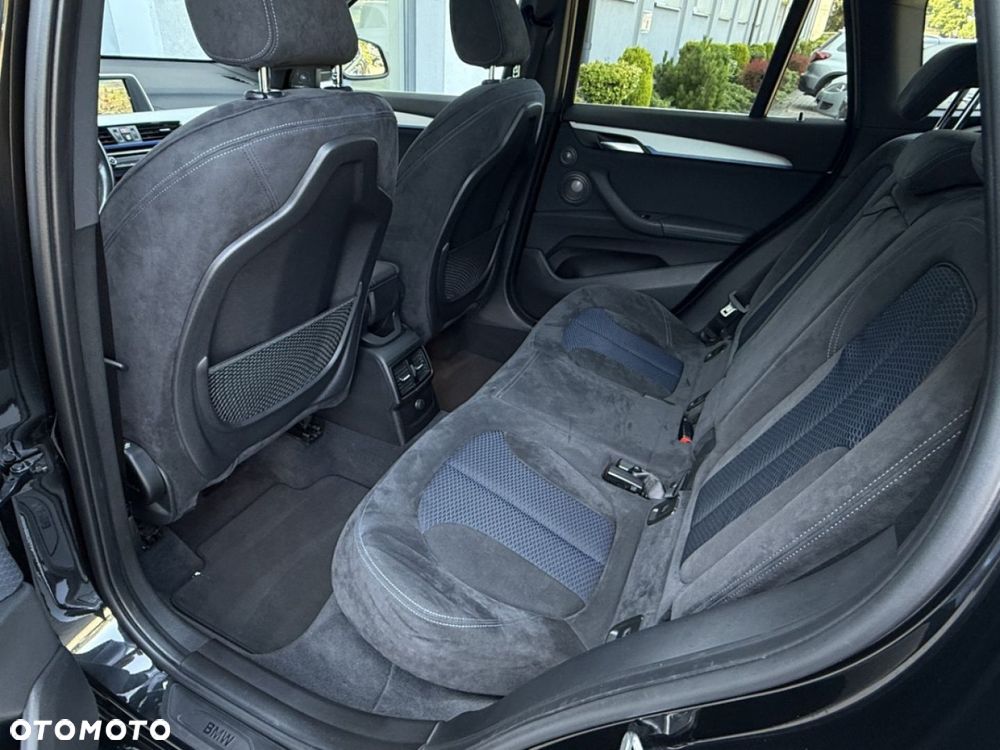 BMW X1 sDrive18d M Sport - 31