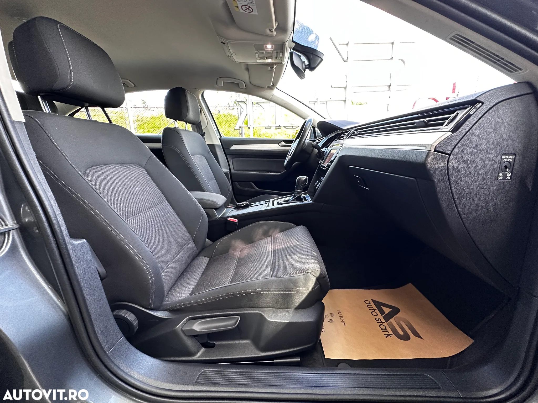 Volkswagen Passat 1.6 TDI (BlueMotion Technology) DSG Comfortline - 20