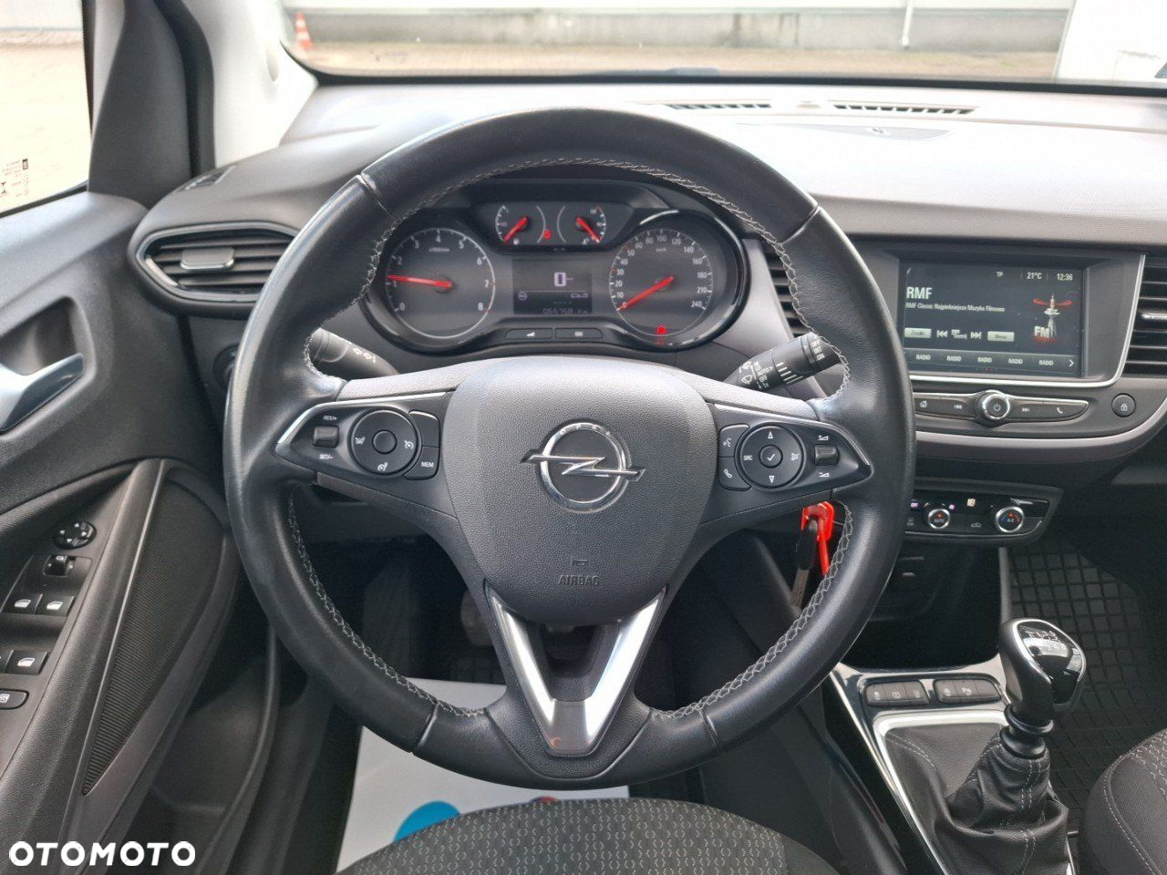 Opel Crossland X - 9