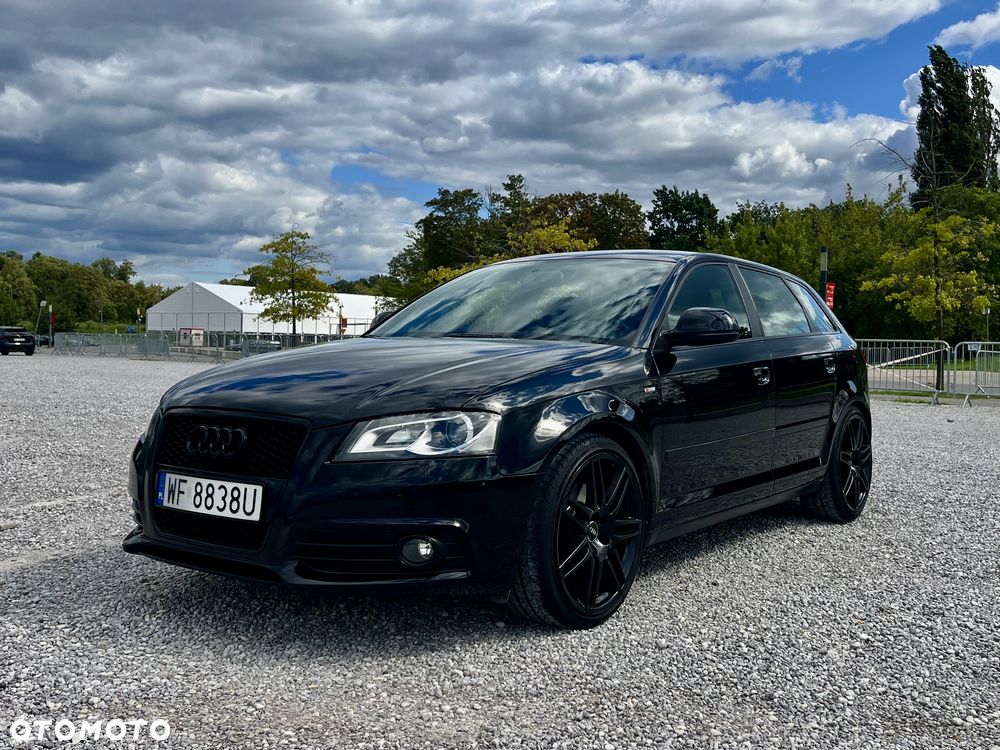 Audi A3 Sportback 2.0 TFSI S tronic S line Sportpaket - 2
