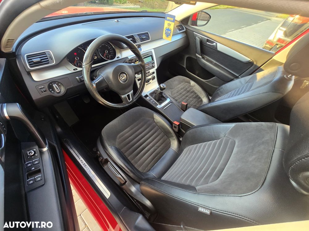 Volkswagen Passat Variant 2.0 Blue TDI SCR Highline - 6