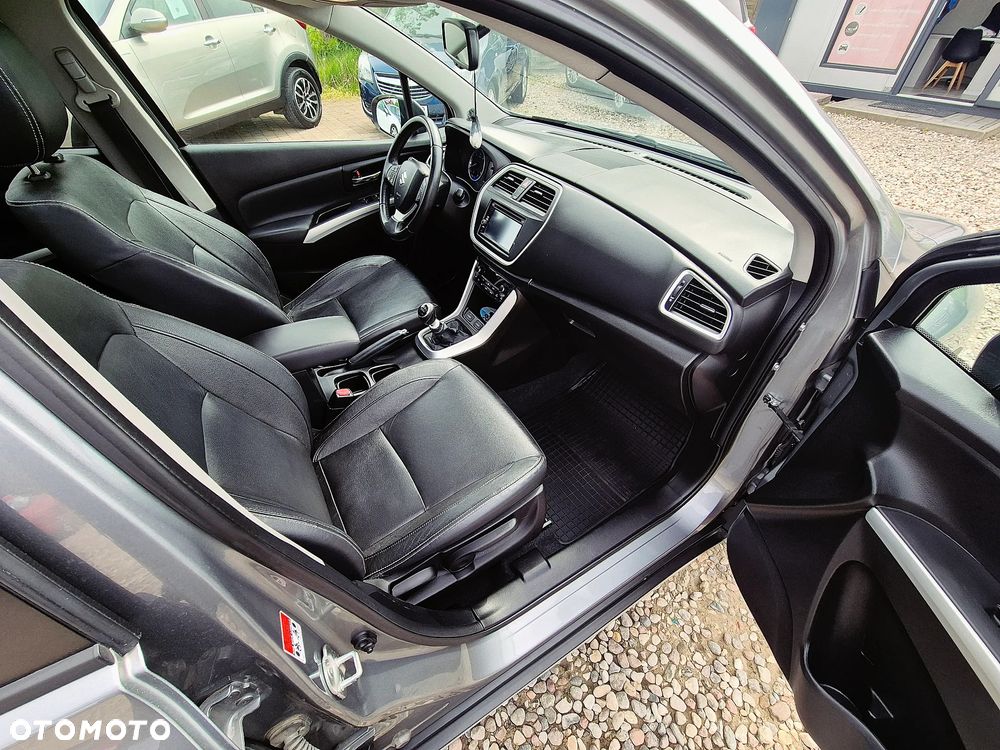 Suzuki SX4 S-Cross 1.6 DDiS 4x2 Comfort - 30