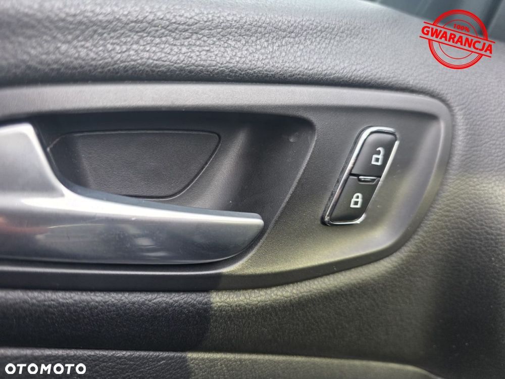 Ford Kuga - 40
