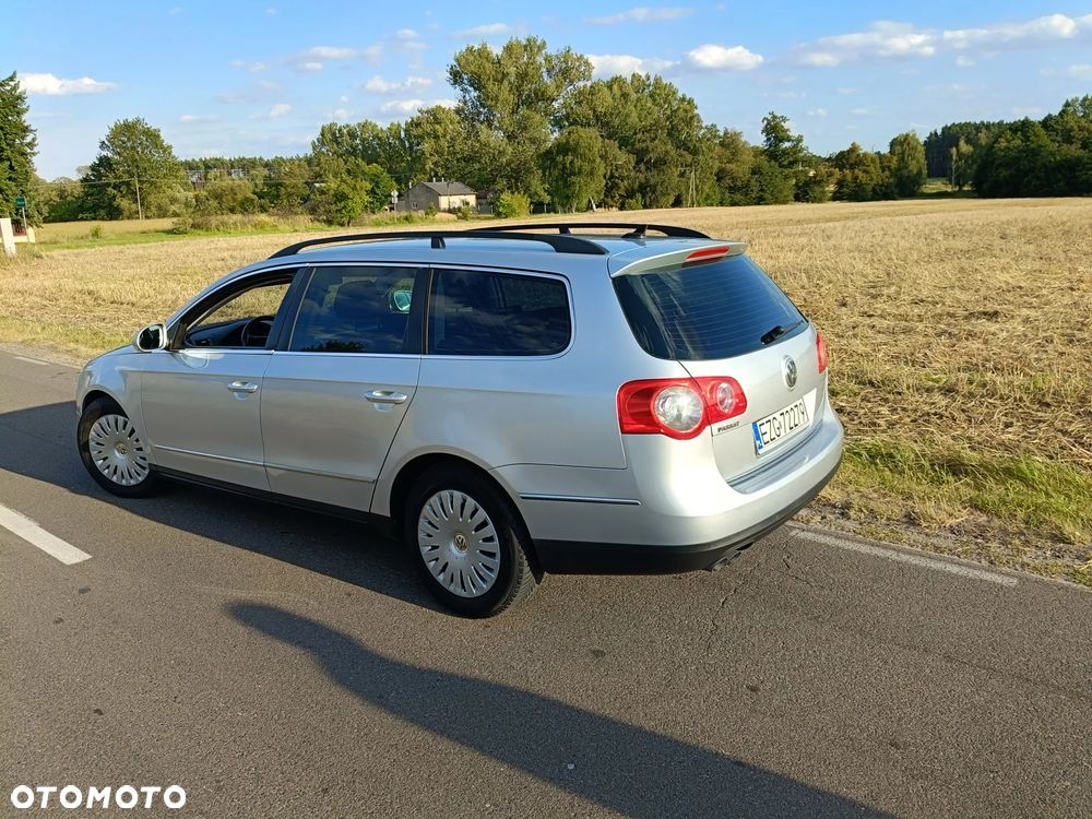 Volkswagen Passat 2.0 TDI DPF Highline - 7