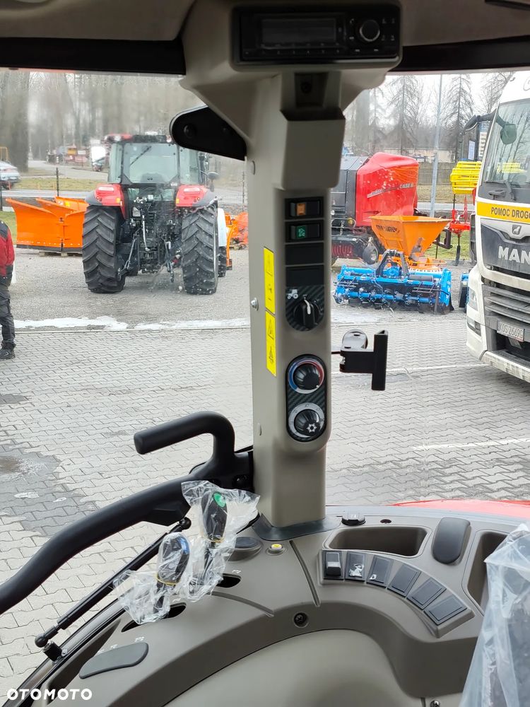 Case IH Farmall C75 - 2