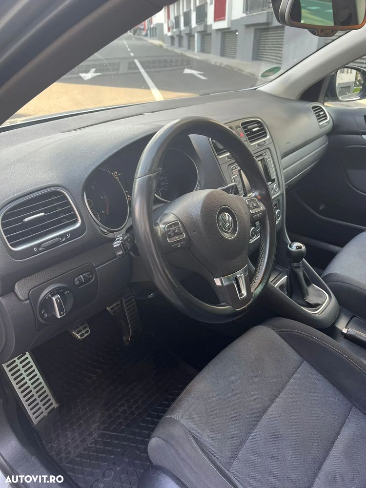 Volkswagen Golf 1.6 TDI DPF Comfortline - 9