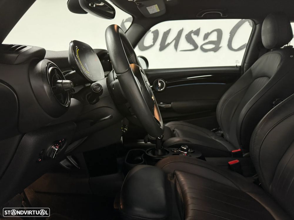 MINI 3 Portas Cooper SE Resolute Edition - 21