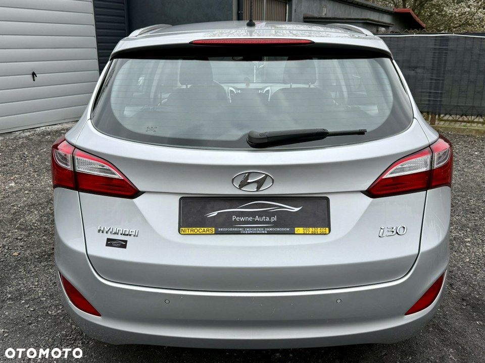 Hyundai i30 blue Kombi 1.6 GDi Passion - 7