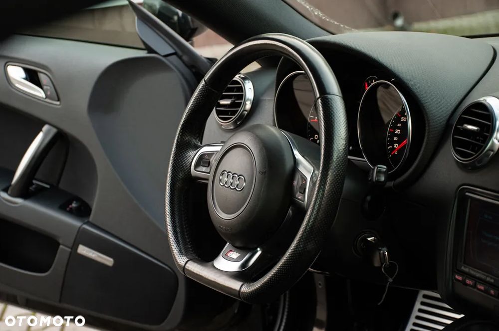 Audi TT Coupé 2.0 TDI quattro - 33